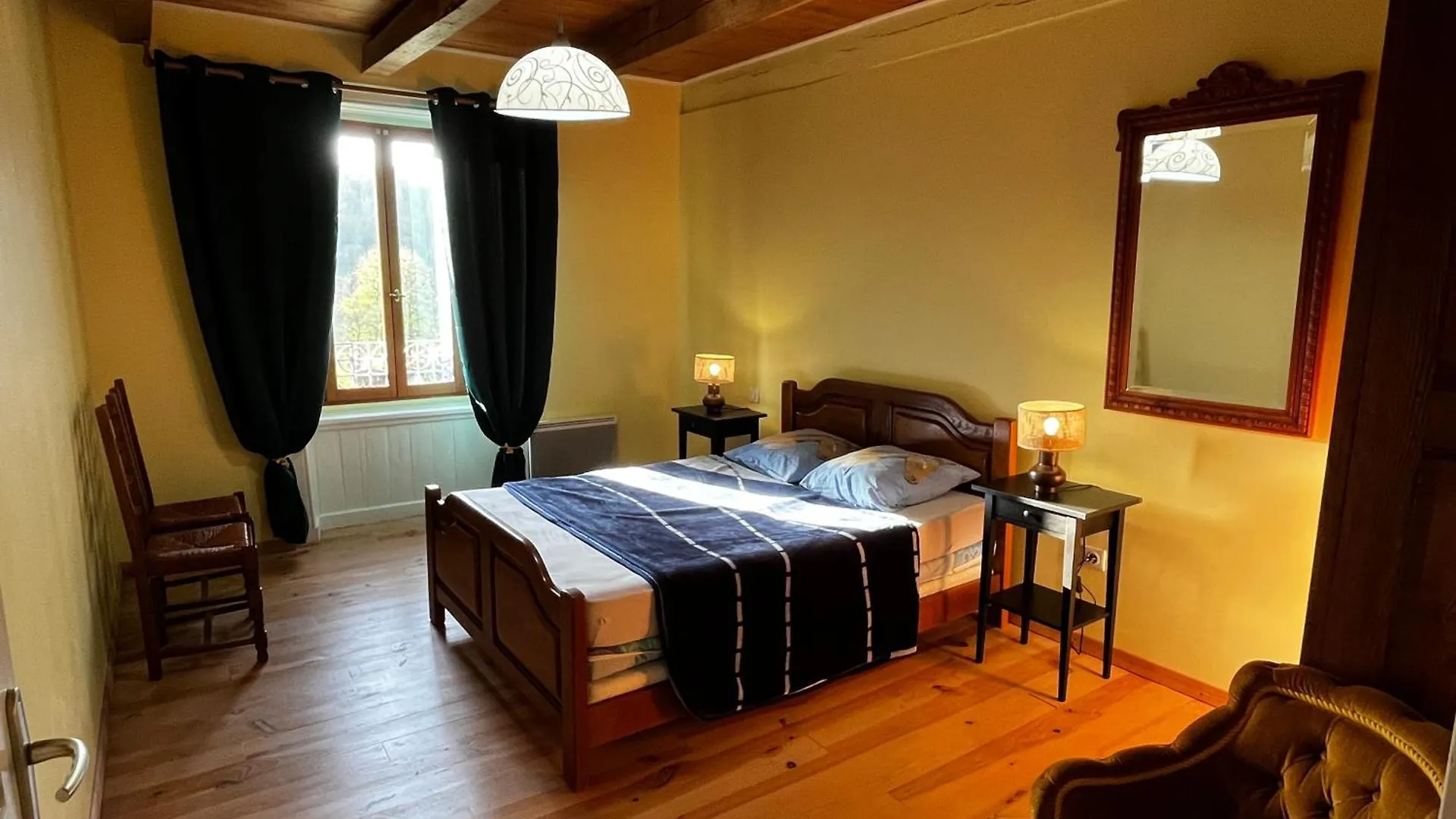 Hébergement de vacances Gite A La Ferme Au Coeur De L'Auvergne Saint-Hippolyte  France