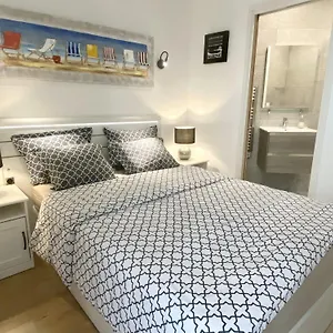 central-modern-flat-lamartine.fr-provencehotel.com/
